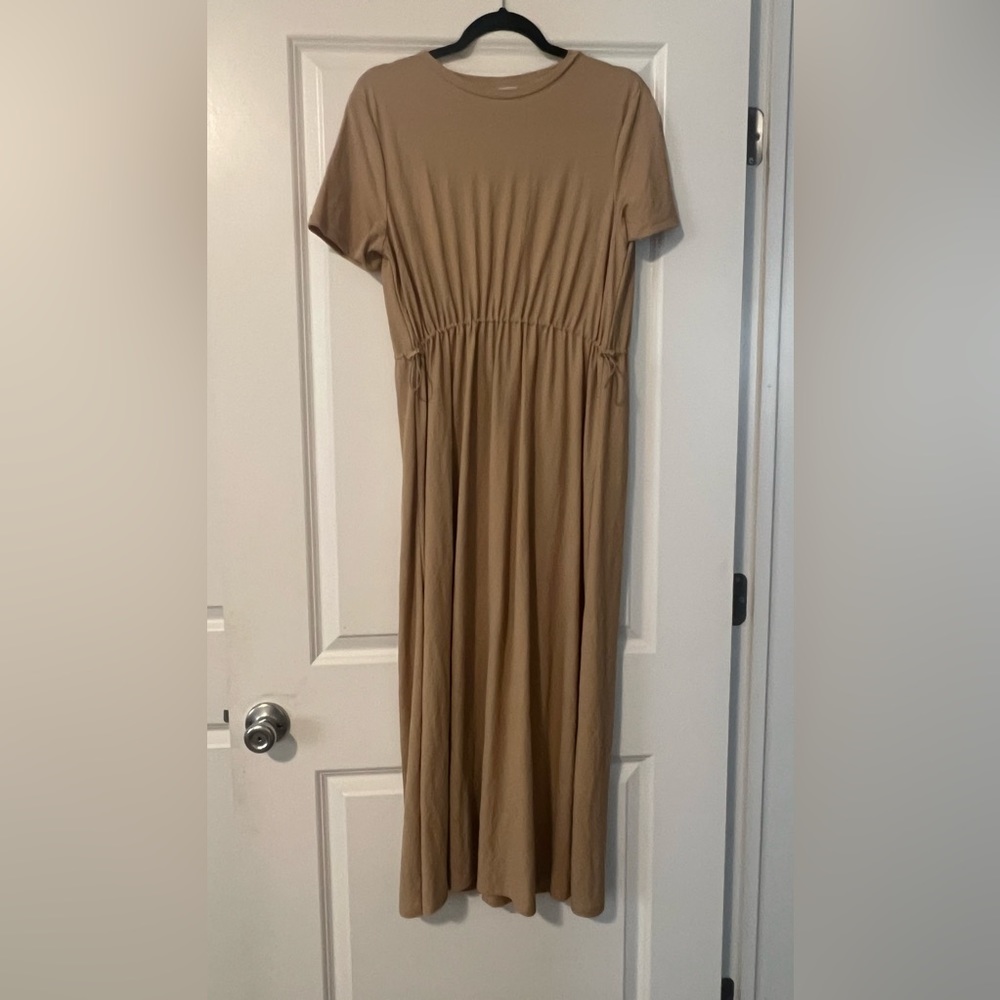 Maxi tan dress